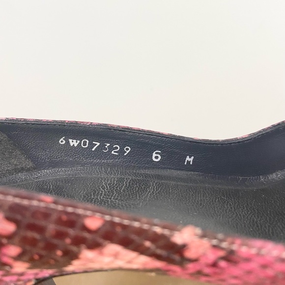 Stuart Weitzman Snake Print Heels Pink Size 6 - Picture 8 of 8
